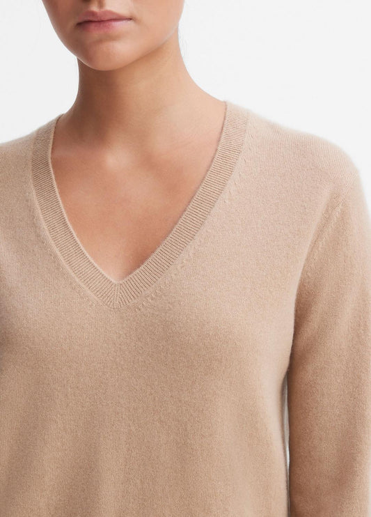 Cashmere Weekend V-Neck Sweater in V-Neck | VINCE Women