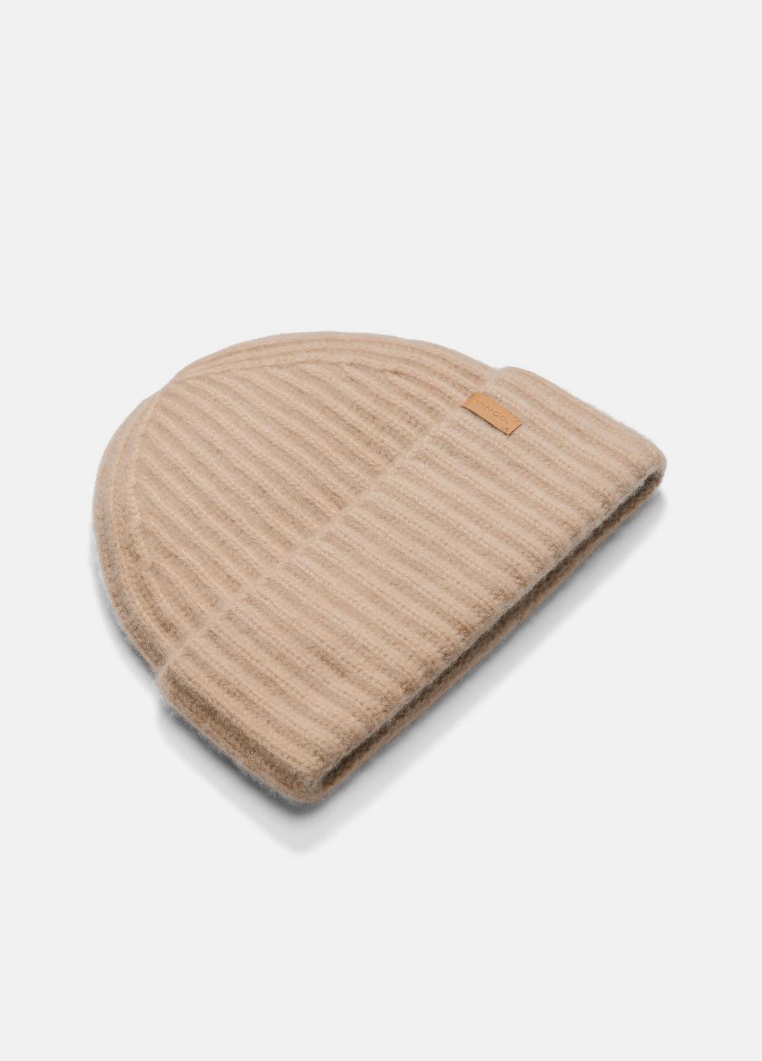 Plush Cashmere Chunky-Knit Beanie in Scarves & Hats | VINCE Women