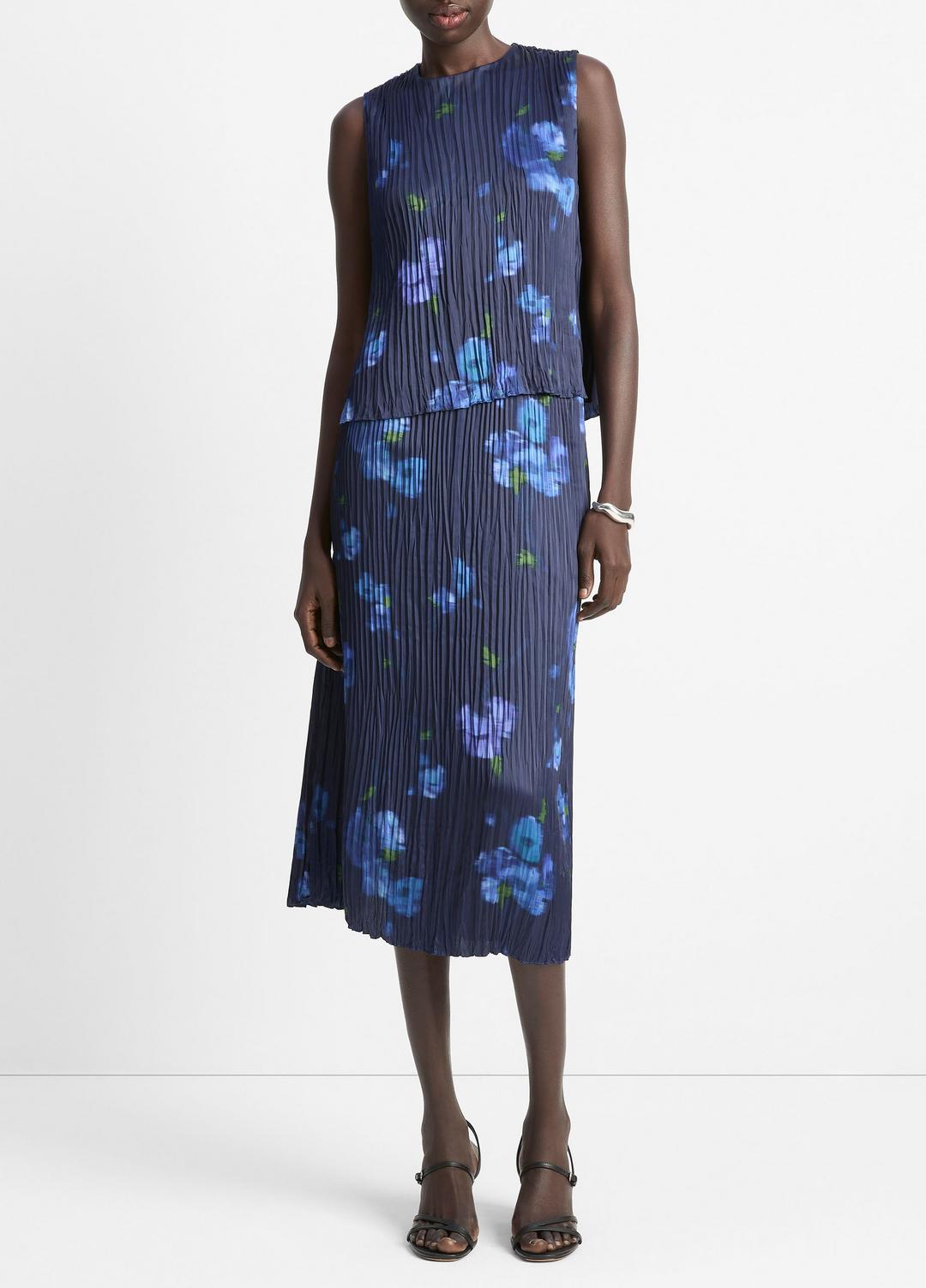 Poppy Blur Crushed Satin Shell in Shirts & Tees | VINCE Sale