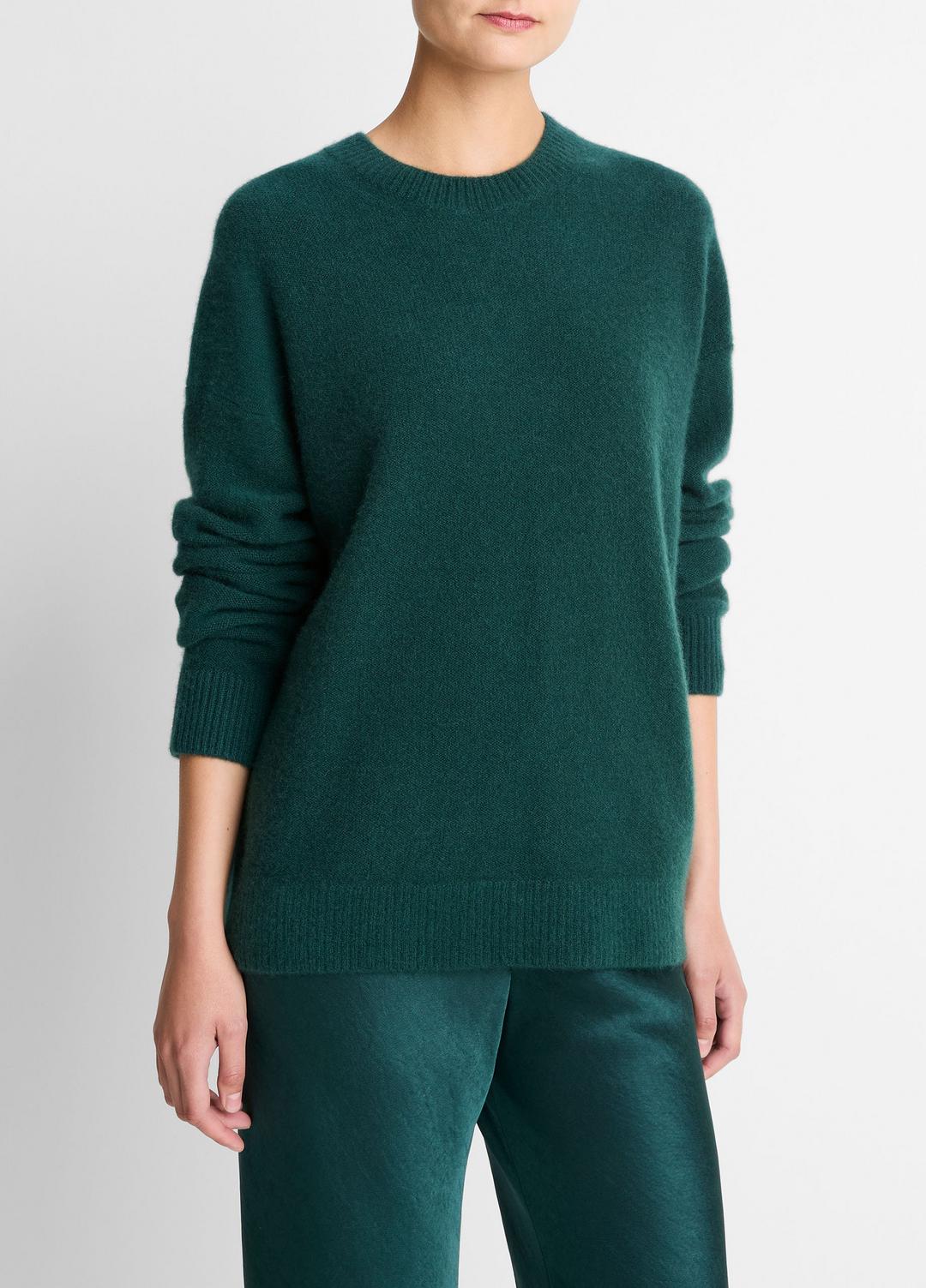 Plush Cashmere Crew Neck Sweater in Crew Neck | VINCE Women