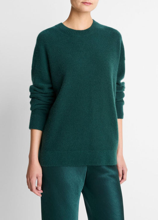 Plush Cashmere Crew Neck Sweater in Crew Neck | VINCE Women