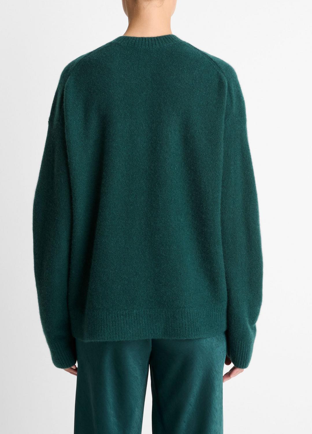Plush Cashmere Crew Neck Sweater in Crew Neck | VINCE Women