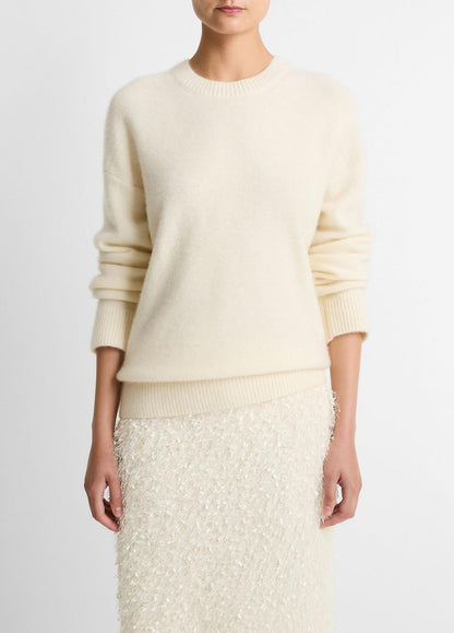 Plush Cashmere Crew Neck Sweater in Crew Neck | VINCE Women