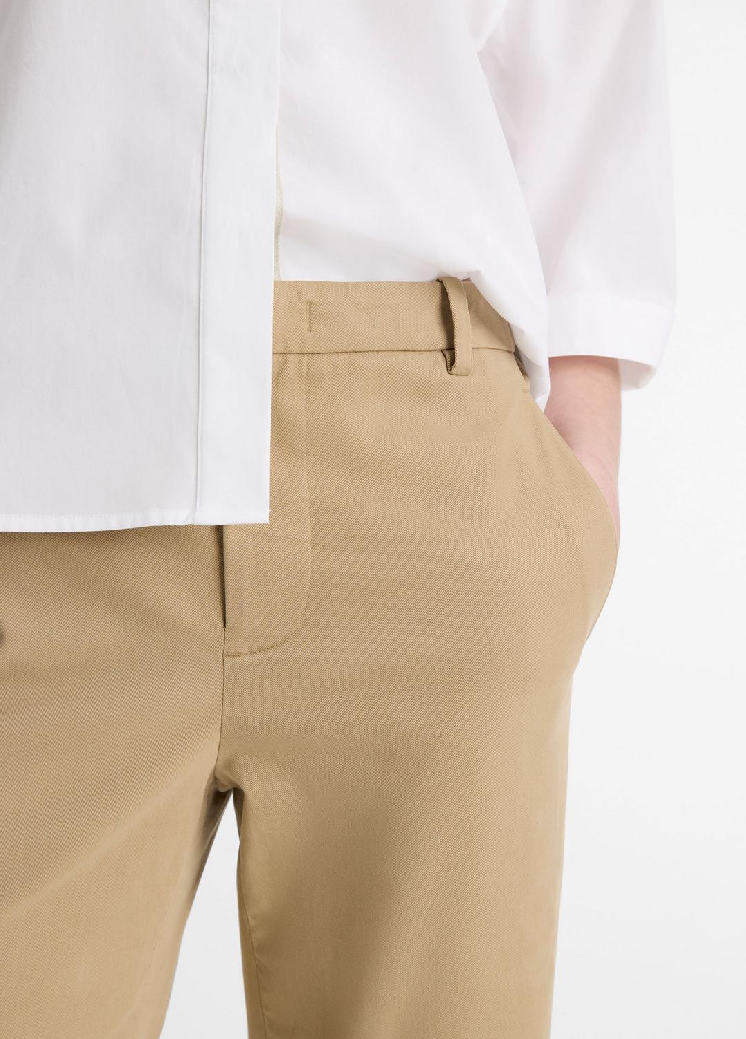 Avery Mid-Rise Italian Stretch-Cotton Chino Pant in Trousers | VINCE Women