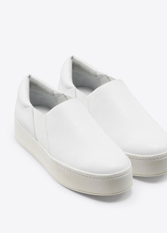 Leather Warren Sneaker in Sneakers | VINCE Women