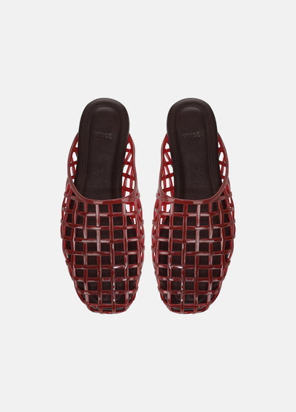 Barcelona Jelly Sandal in Sandals | VINCE Women