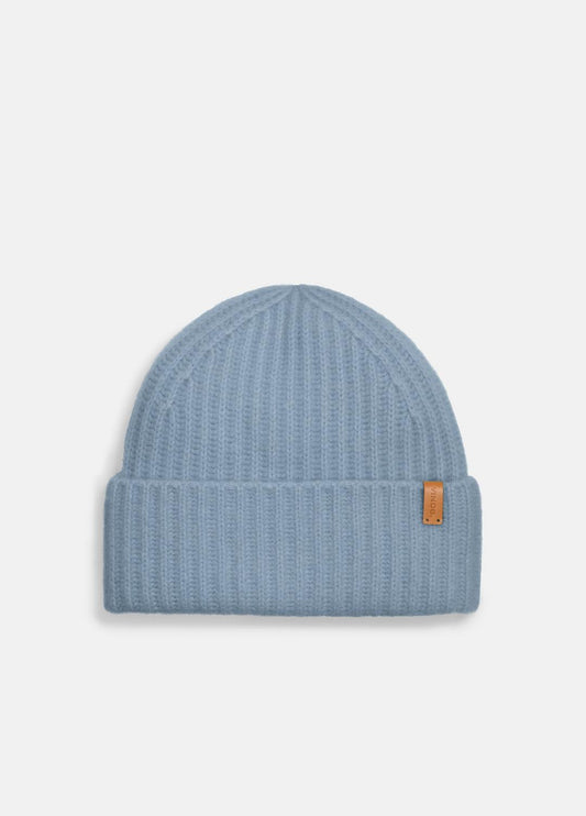 Plush Cashmere Chunky-Knit Beanie in Scarves & Hats | VINCE Women