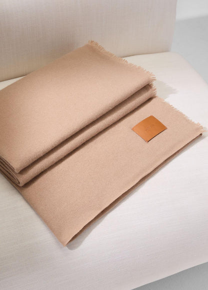 Cashmere Reverse Jersey Throw in Pillows & Blankets | VINCE Women