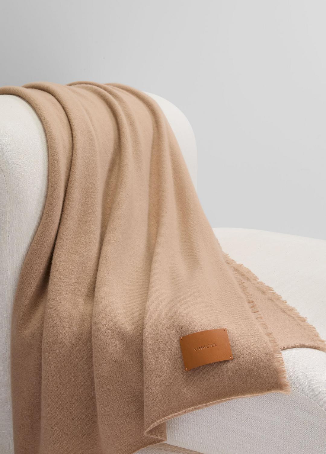 Cashmere Reverse Jersey Throw in Pillows & Blankets | VINCE Women