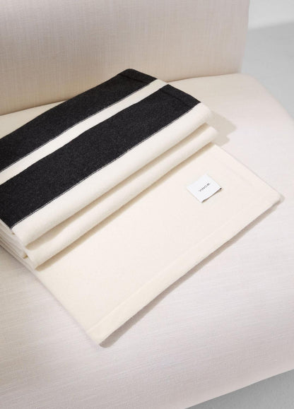 Cashmere Jersey Stripe Throw in Pillows & Blankets | VINCE Women