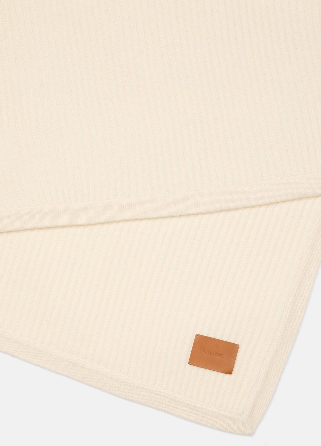 Wool and Cashmere Cardigan-Stitch Throw in Pillows & Blankets | VINCE Women