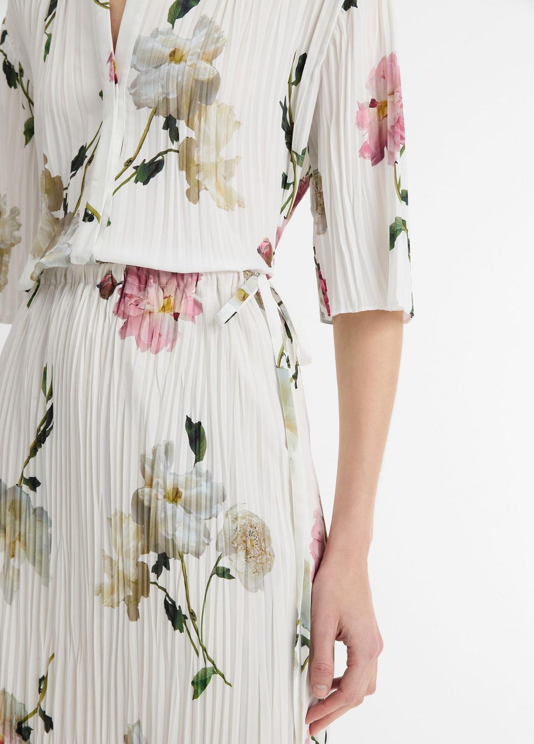 Wilted Peony Pleated Side-Tie Skirt in Dresses & Skirts | VINCE Sale